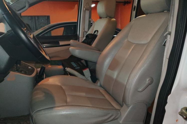 Used JAC Group Refine M5 2013 2.0T Gasoline Automatic Business Edition Left Front Seat