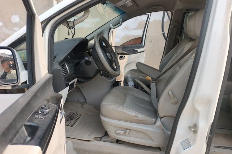 Used JAC Group Refine M5 2013 2.0T Gasoline Automatic Business Edition Left Front Seat