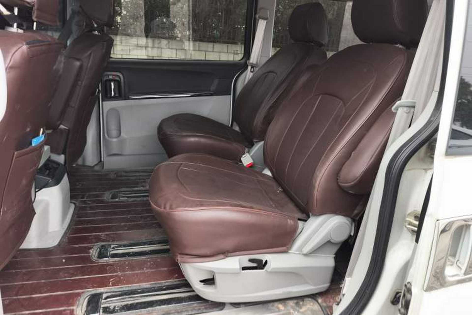 Used JAC Group Refine M5 2013 2.0T Gasoline Automatic Business Edition Left Rear Seat