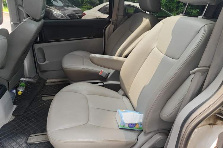 Used JAC Group Refine M5 2013 2.0T Gasoline Automatic Business Edition Left Rear Seat