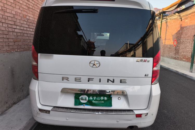Used JAC Group Refine M5 2013 2.0T Gasoline Automatic Business Edition Rear
