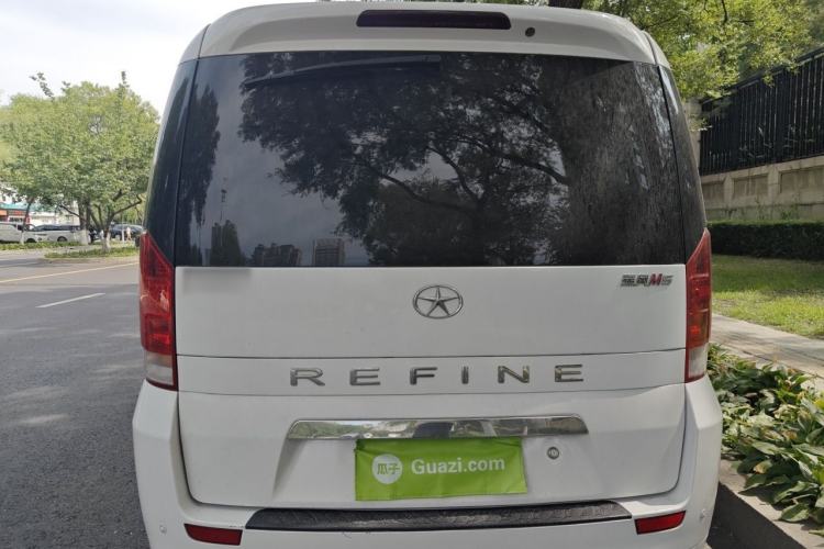 Used JAC Group Refine M5 2013 2.0T Gasoline Manual Business Edition Rear