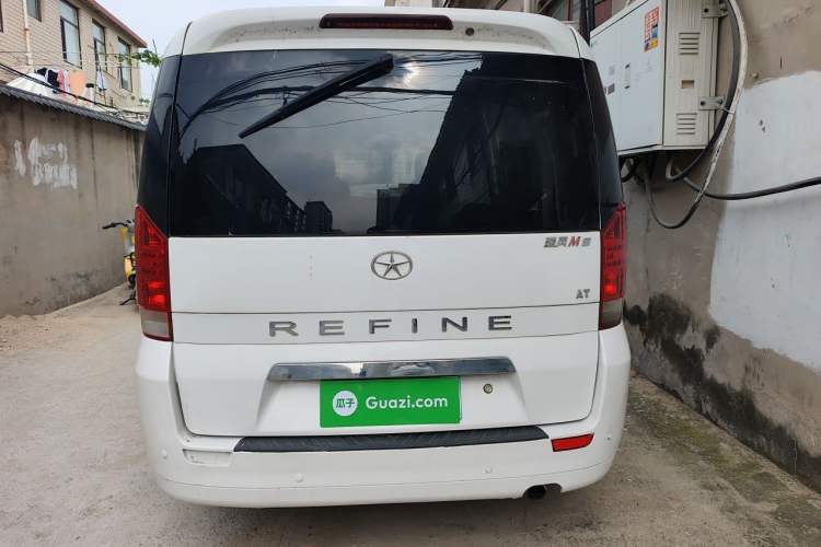 Used JAC Group Refine M5 2013 2.0T Gasoline Automatic Business Edition Rear