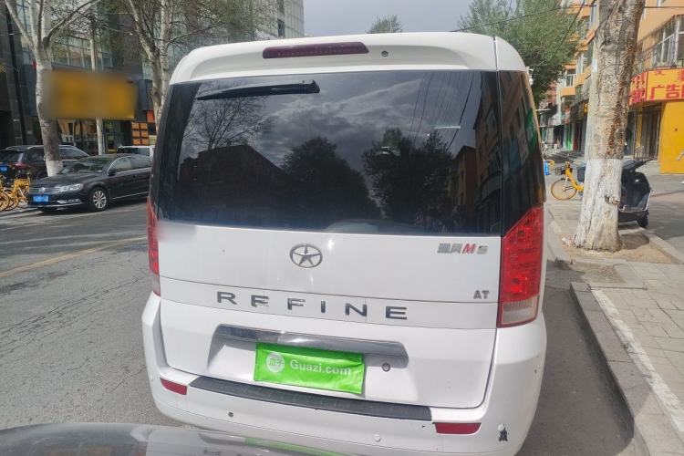 Used JAC Group Refine M5 2013 2.0T Gasoline Automatic Business Edition Rear