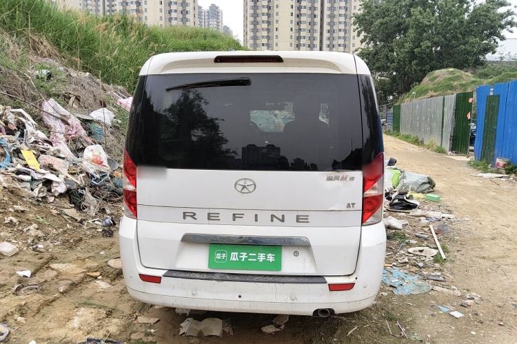 Used JAC Group Refine M5 2013 2.0T Gasoline Automatic Business Edition Rear