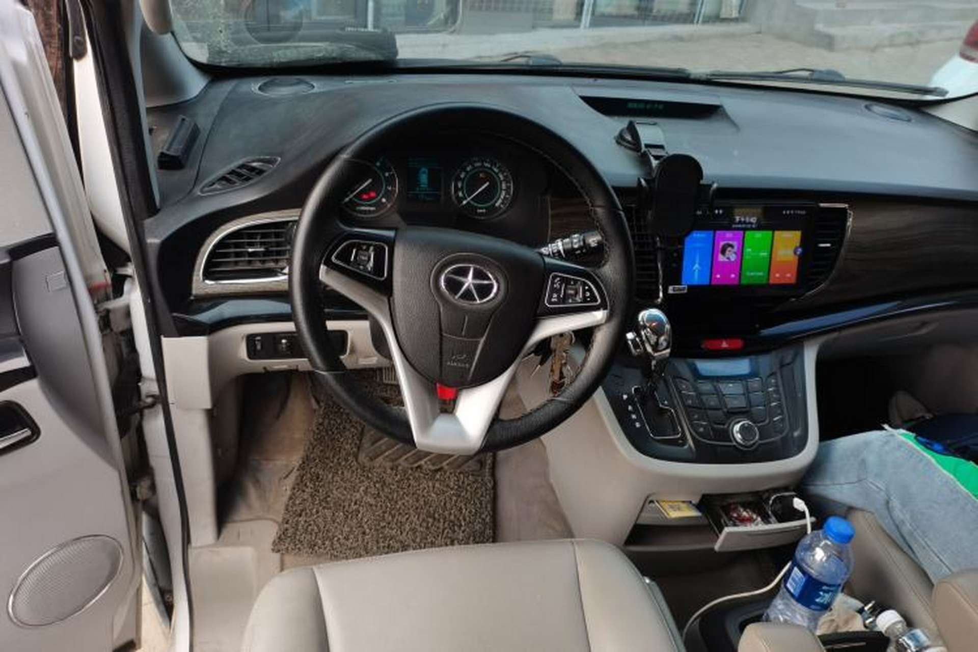 Used JAC Group Refine M5 2013 2.0T Gasoline Automatic Business Edition Steering Wheel