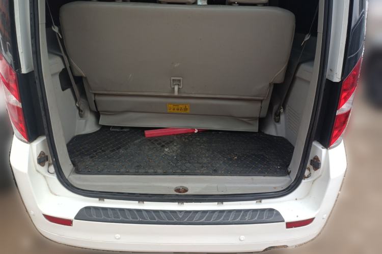 Used JAC Group Refine M5 2013 2.0T Gasoline Automatic Business Edition Trunk