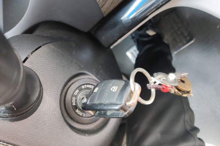 Used JAC Group Refine M5 2013 2.0T Gasoline Automatic Business Edition Vehicle Key