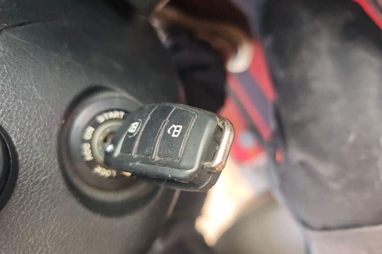 Used JAC Group Refine M5 2013 2.0T Gasoline Automatic Business Edition Vehicle Key