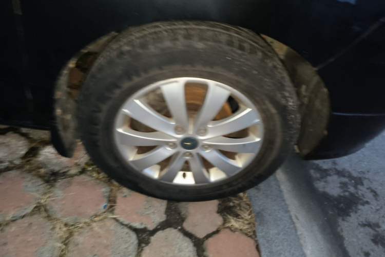Used JAC Group Refine M5 2014 Colorway 2.0T Gasoline Manual Business Edition Right Front Wheel Hub