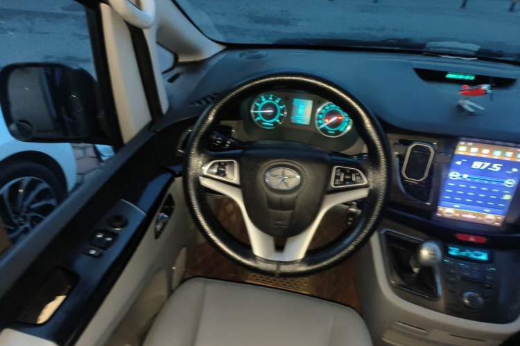 Used JAC Group Refine M5 2014 Colorway 2.0T Gasoline Manual Business Edition Steering Wheel