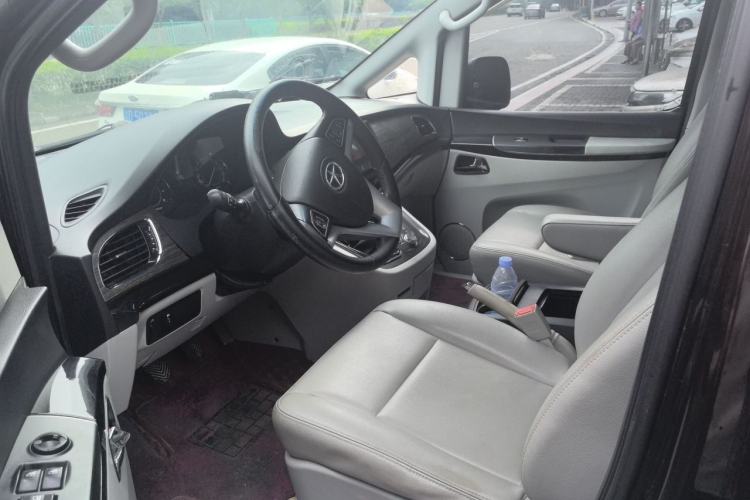 Used JAC Group Refine M5 2014 Colorway 2.0T Gasoline Manual Business Edition Driver Seat