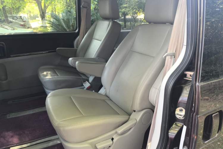 Used JAC Group Refine M5 2014 Colorway 2.0T Gasoline Manual Business Edition Left Rear Seat