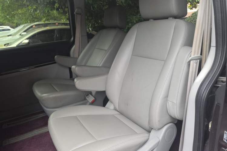 Used JAC Group Refine M5 2014 Colorway 2.0T Gasoline Manual Business Edition Left Rear Seat
