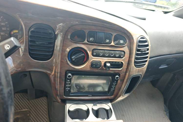Used JAC Group Refine M5  Audio And AC Panel