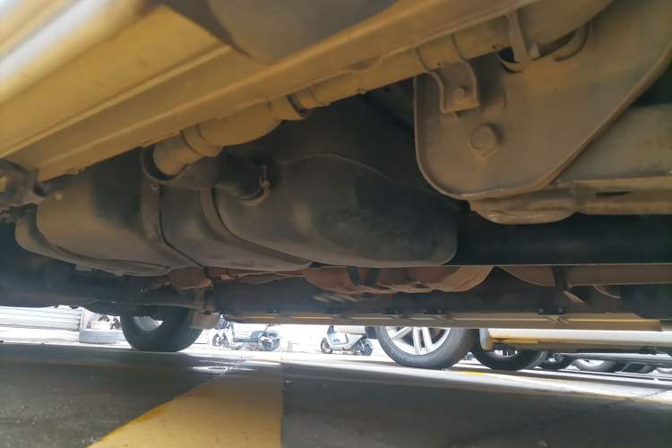 Used JAC Group Refine M5 2014 2.0T Gasoline Automatic Business Edition Chassis Rear Left