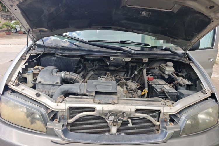 Used JAC Group Refine M5  Engine Bay