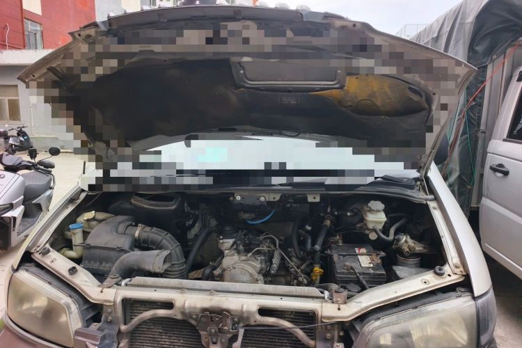 Used JAC Group Refine M5  Engine Bay