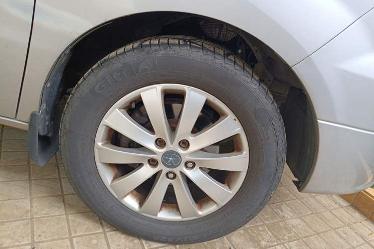 Used JAC Group Refine M5 2014 1.9T Diesel Manual Business Edition Exterior 7