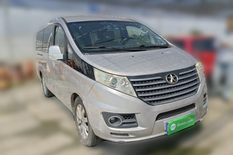 Used JAC Group Refine M5  Front Right 45 Deg