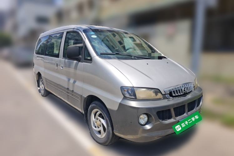 Used JAC Group Refine M5  Front Right 45 Deg