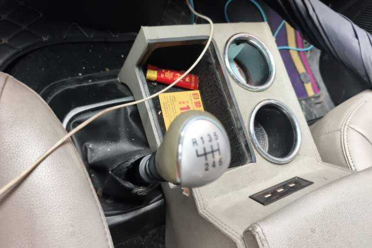 Used JAC Group Refine M5  Gear Lever