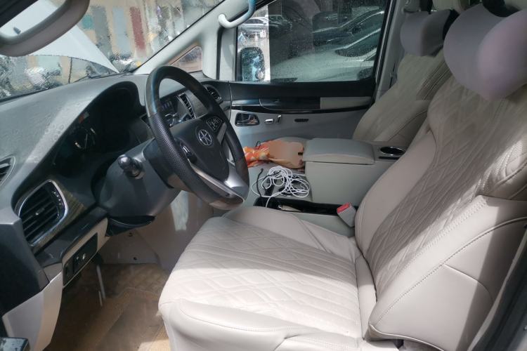 Used JAC Group Refine M5 2014 2.0T Gasoline Automatic Business Edition Left Front Seat