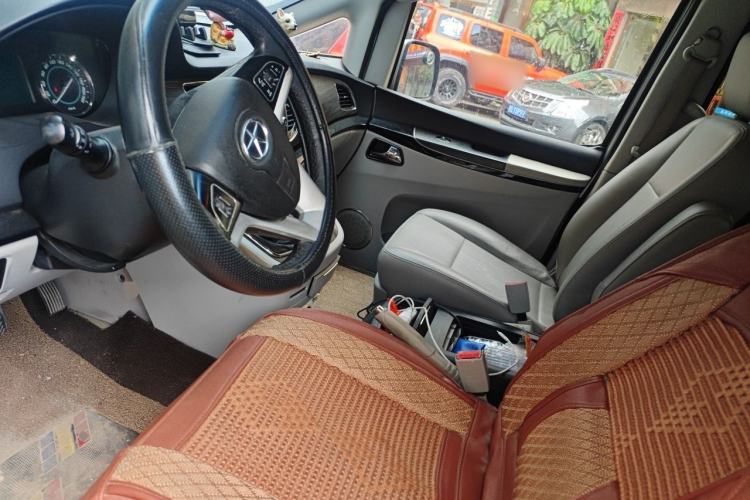 Used JAC Group Refine M5 2014 Colorway 2.0T Gasoline Manual Business Edition Left Front Seat
