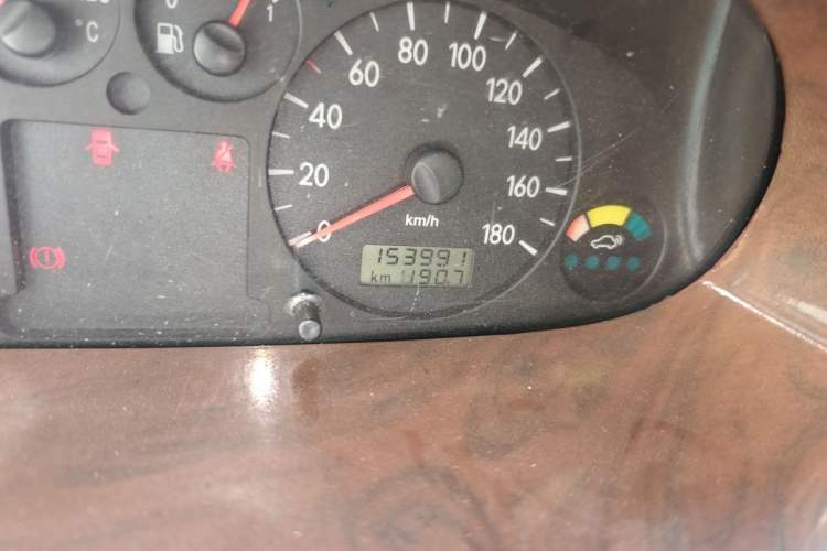 Used JAC Group Refine M5  Odometer Close Up