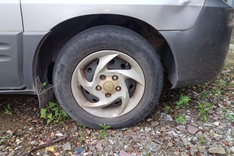 Used JAC Group Refine M5 2014 1.9T Diesel Manual Business Edition Right Front Wheel Hub