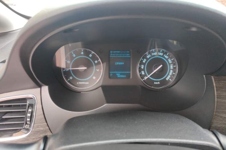 Used JAC Group Refine M5 2014 Colorway 2.0T Gasoline Automatic Business Edition Instrument Cluster