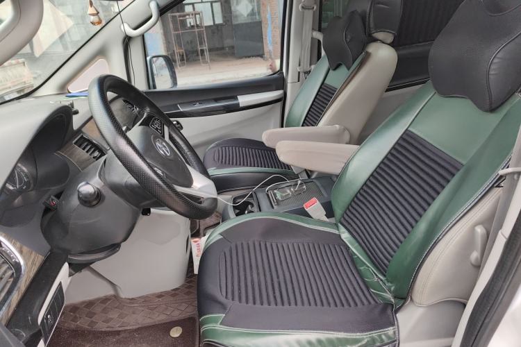 Used JAC Group Refine M5 2014 Colorway 2.0T Gasoline Automatic Business Edition Left Front Seat