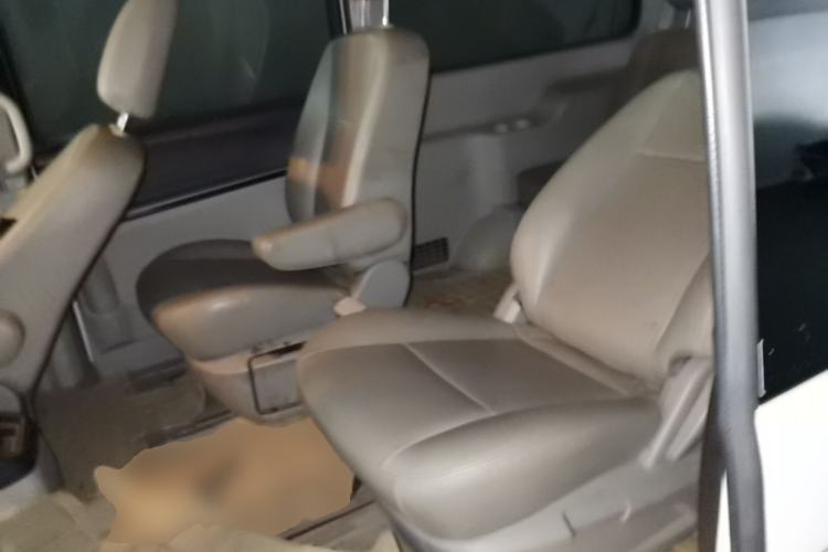 Used JAC Group Refine M5 2014 Colorway 2.0T Gasoline Automatic Business Edition Left Rear Seat