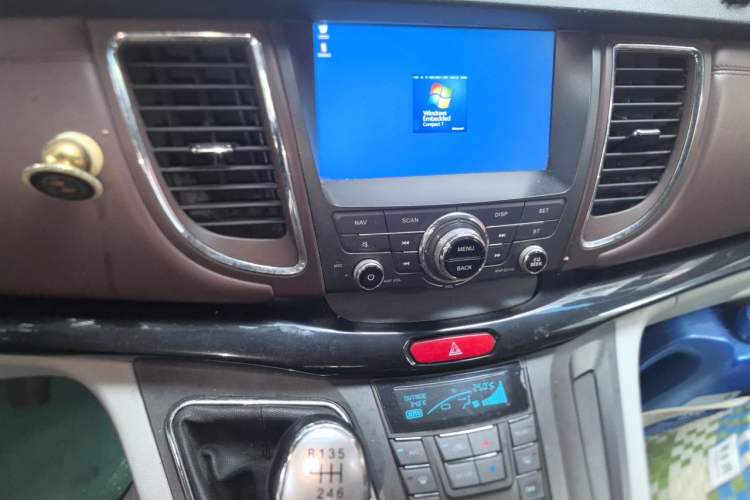 Used JAC Group Refine M5 2016 1.9T Diesel Manual Business Edition Audio And AC Panel