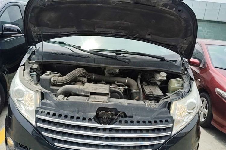 Used JAC Group Refine M5 2016 2.0T Gasoline Automatic Business Edition Engine Bay