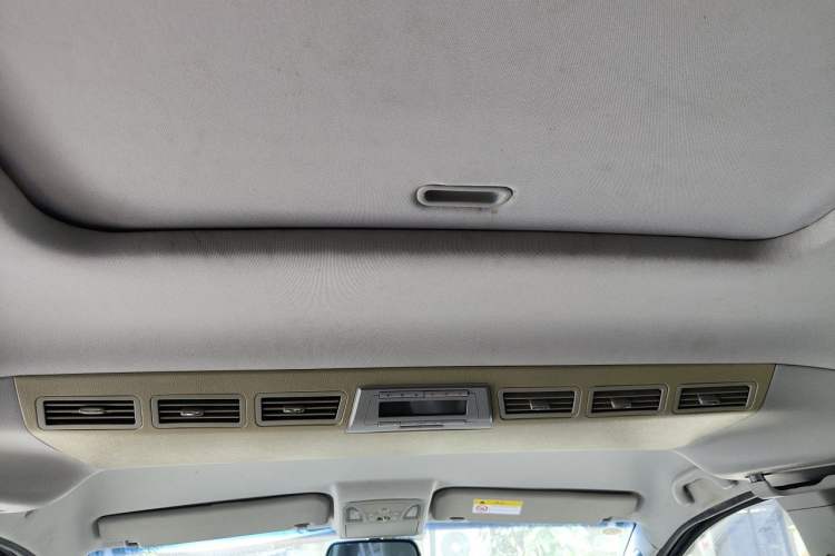 Used JAC Group Refine M5 2016 2.0T Gasoline Automatic Business Edition Headliner