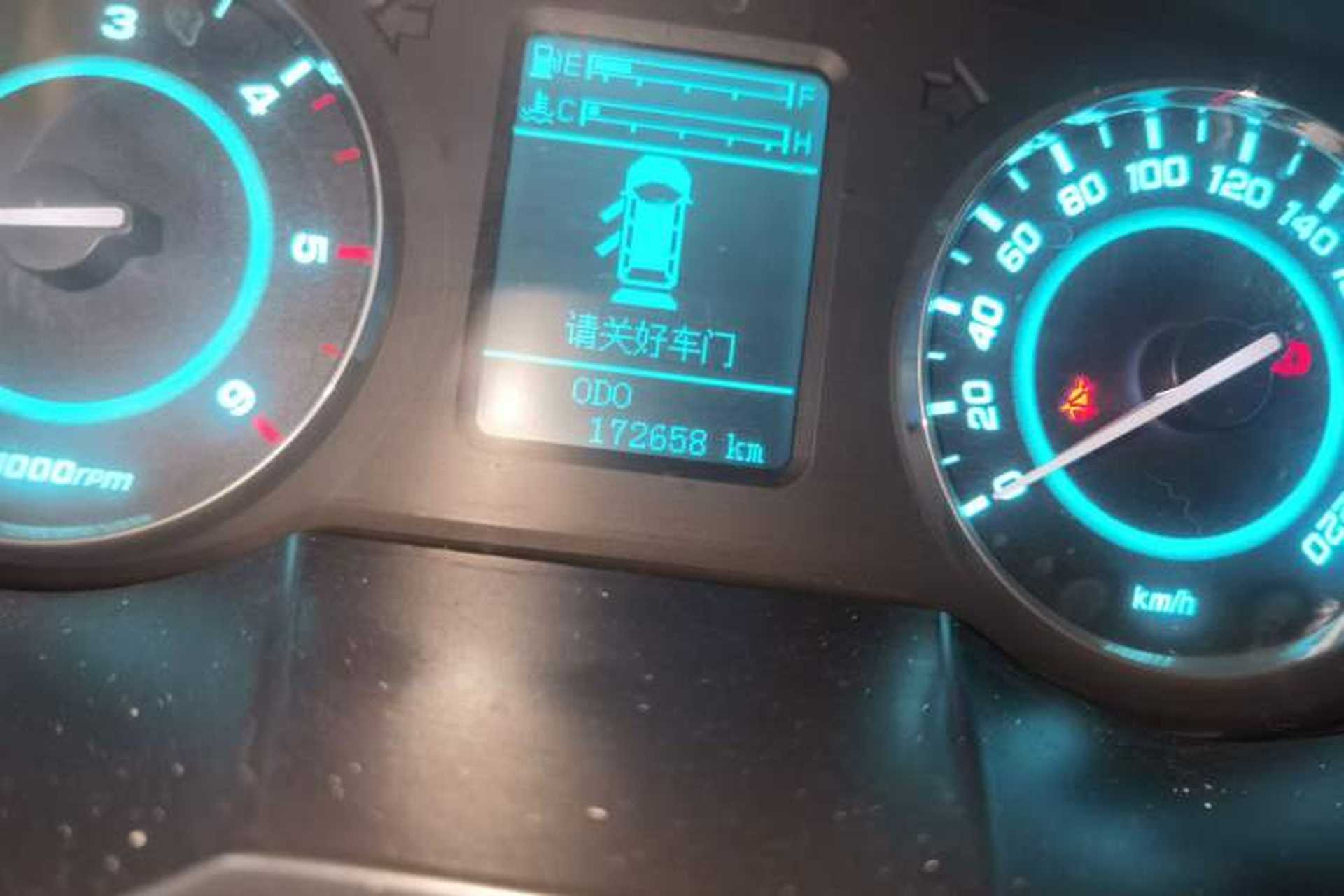 Used JAC Group Refine M5 2016 1.9T Diesel Manual Business Edition Odometer Close Up