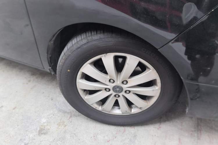 Used JAC Group Refine M5 2016 1.9T Diesel Manual Business Edition Right Front Wheel Hub