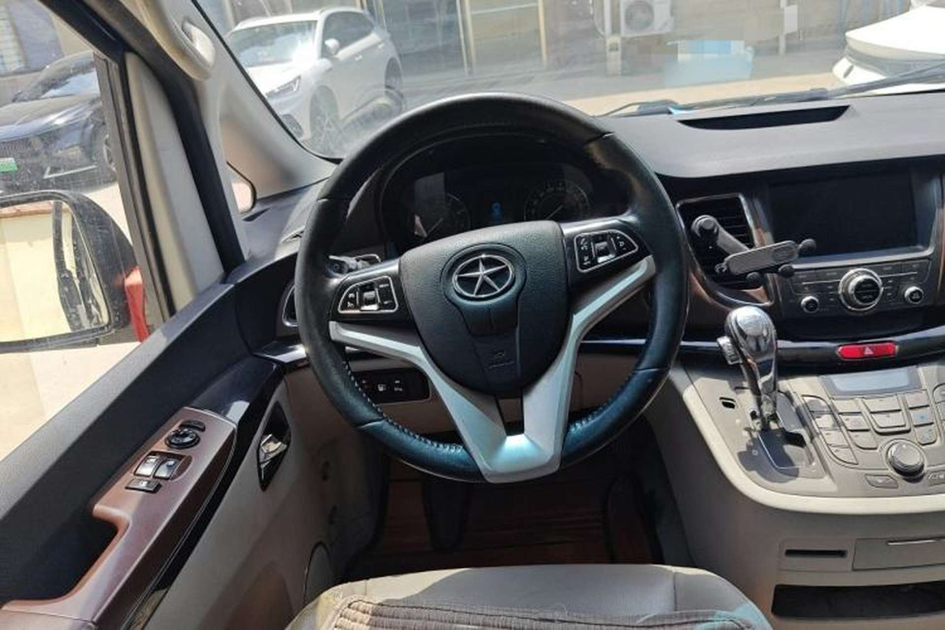 Used JAC Group Refine M5 2016 2.0T Gasoline Automatic Business Edition Steering Wheel
