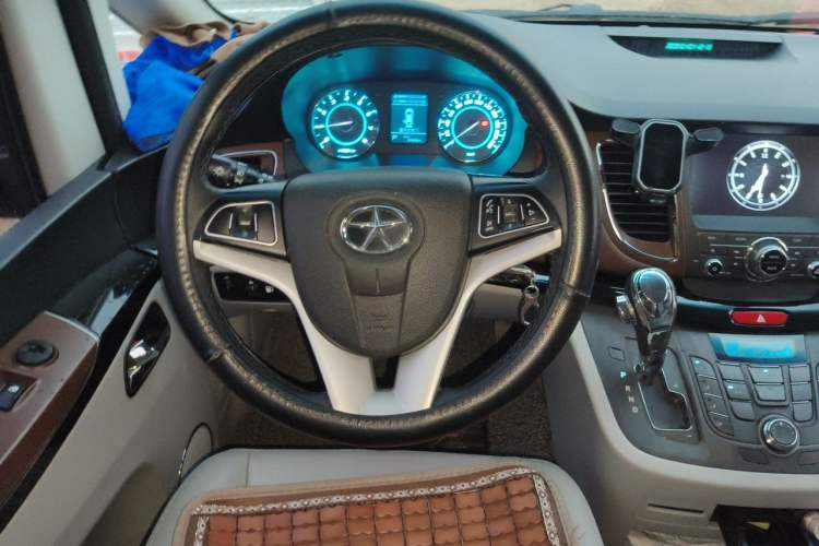 Used JAC Group Refine M5 2016 2.0T Gasoline Automatic Business Edition Steering Wheel