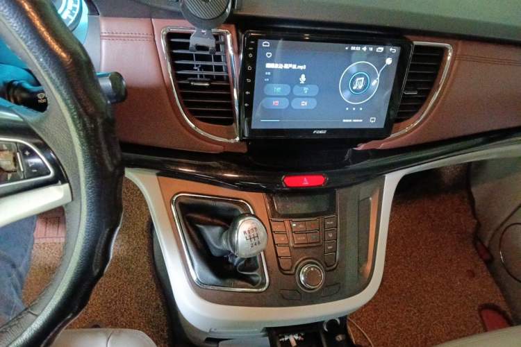 Used JAC Group Refine M5 2016 2.0T Gasoline Manual Business Edition Audio And AC Panel