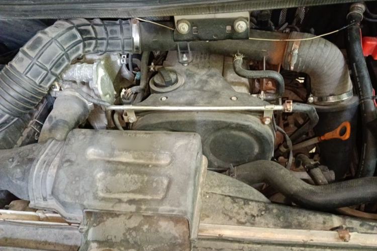 Used JAC Group Refine M5 2016 2.0T Gasoline Manual Business Edition Engine Bay