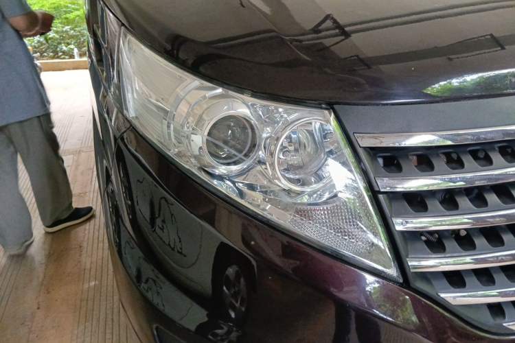 Used JAC Group Refine M5 2016 2.0T Gasoline Manual Business Edition Right Front Headlight