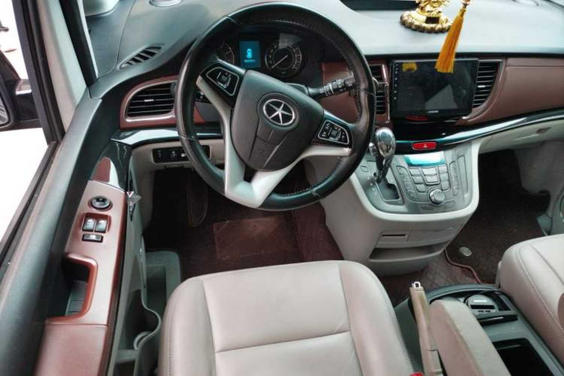 Used JAC Group Refine M5 2016 2.0T Gasoline Automatic Business Edition Steering Wheel