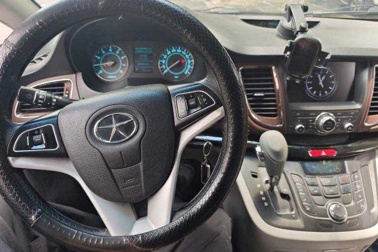 Used JAC Group Refine M5 2016 2.0T Gasoline Automatic Business Edition Audio And AC Panel
