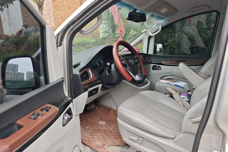 Used JAC Group Refine M5 2016 2.0T Gasoline Automatic Business Edition Driver Seat