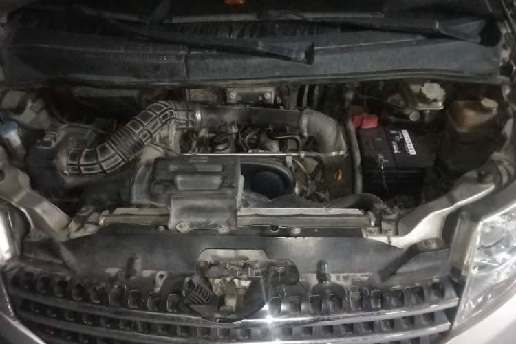 Used JAC Group Refine M5 2016 2.0T Gasoline Manual Business Edition Engine Bay