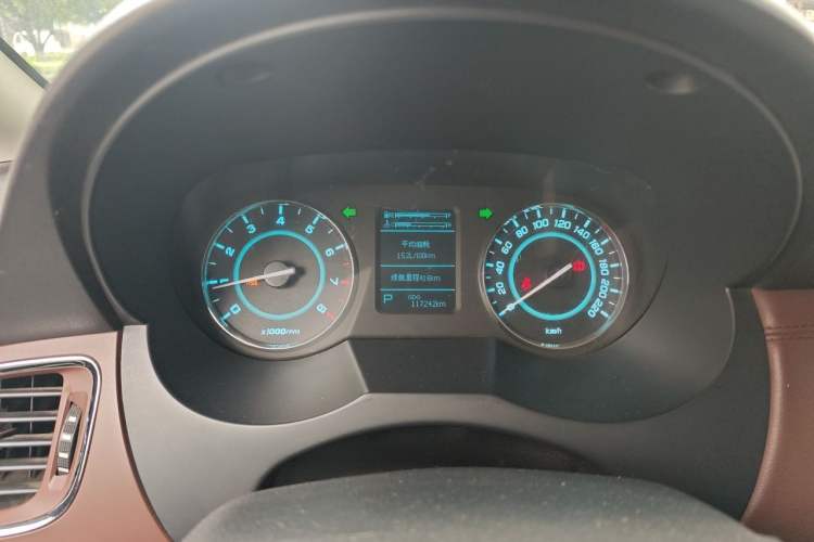 Used JAC Group Refine M5 2016 2.0T Gasoline Automatic Business Edition Instrument Cluster
