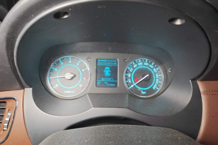 Used JAC Group Refine M5 2016 2.0T Gasoline Automatic Business Edition Instrument Cluster