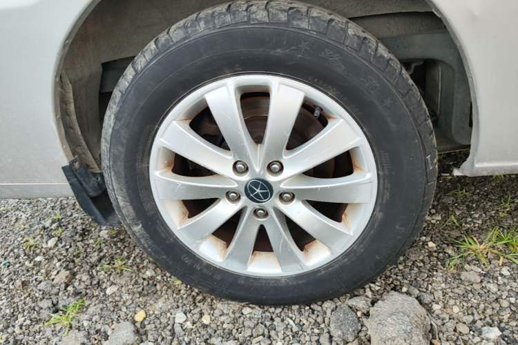 Used JAC Group Refine M5 2016 2.0T Gasoline Manual Business Edition Right Rear Wheel Hub